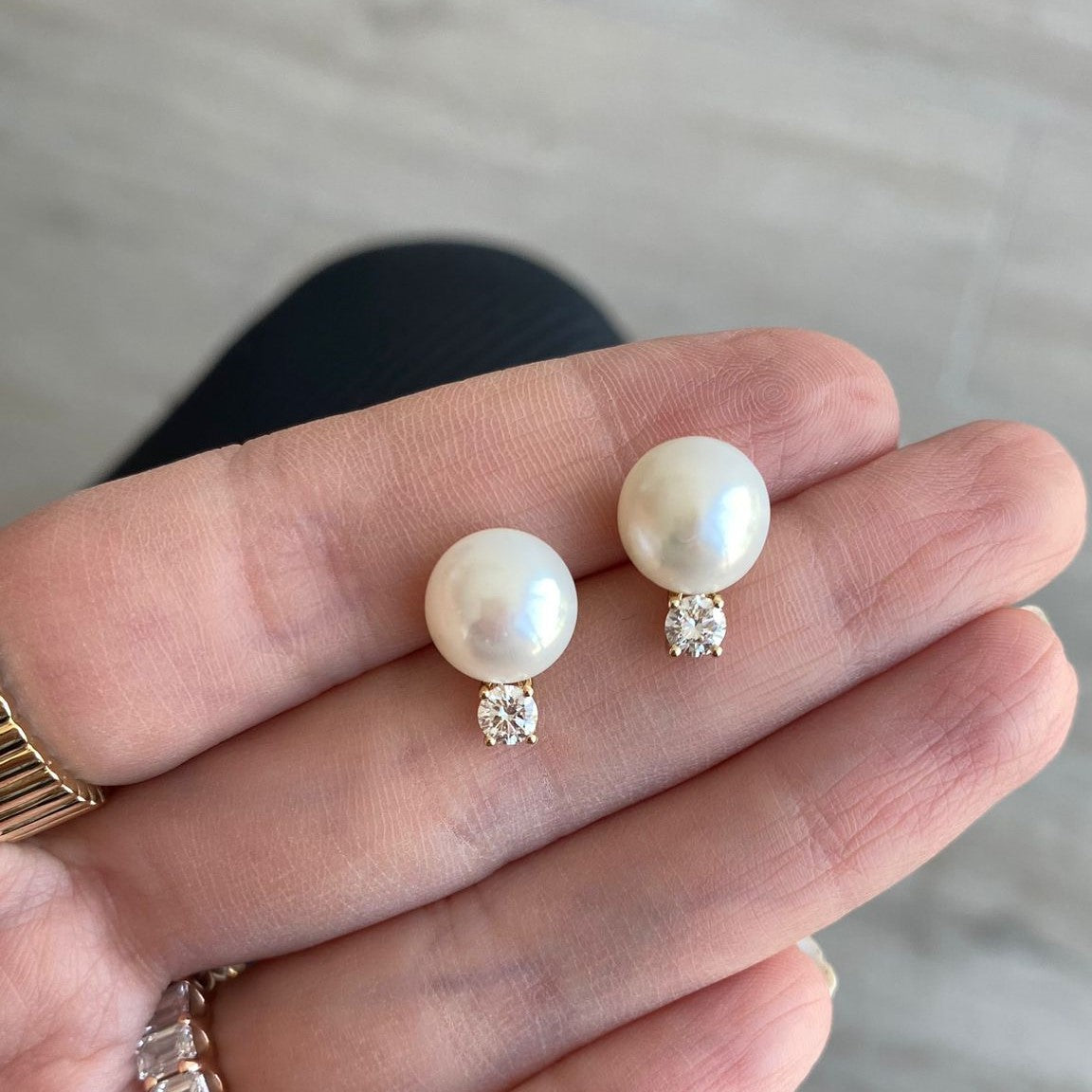 Pearl and Solitaire Diamond Earring